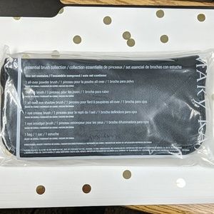 Mary Kay Essential Brush Collection